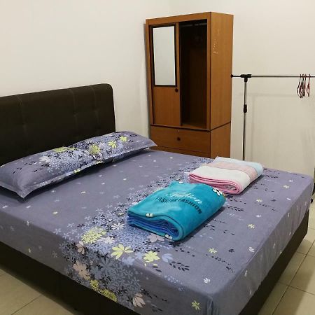 Address No 915, Lorong Uni Central 13, Taman Uni Central, Kuching Samarahan Expressway Eksteriør billede