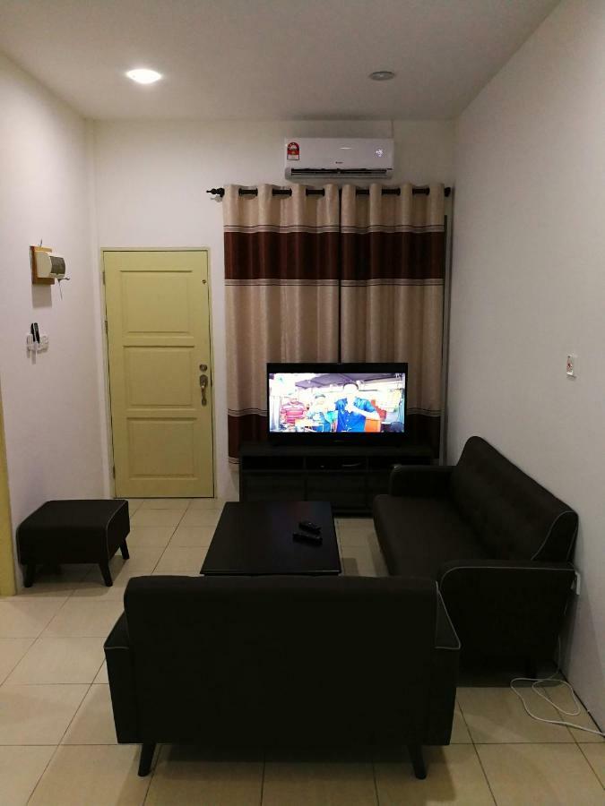 Address No 915, Lorong Uni Central 13, Taman Uni Central, Kuching Samarahan Expressway Eksteriør billede