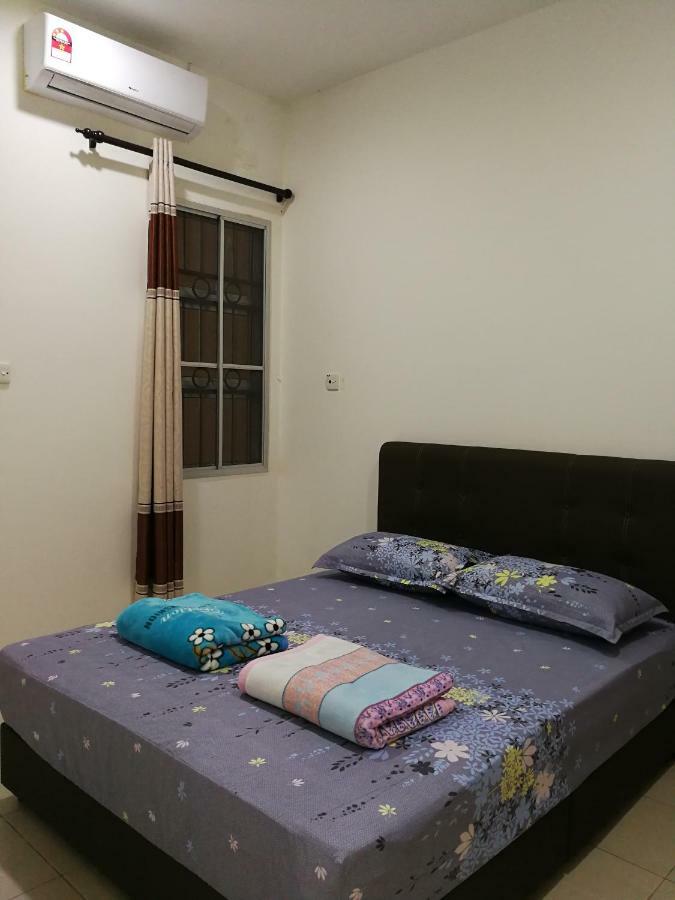 Address No 915, Lorong Uni Central 13, Taman Uni Central, Kuching Samarahan Expressway Eksteriør billede