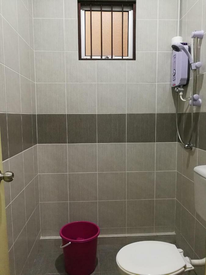 Address No 915, Lorong Uni Central 13, Taman Uni Central, Kuching Samarahan Expressway Eksteriør billede