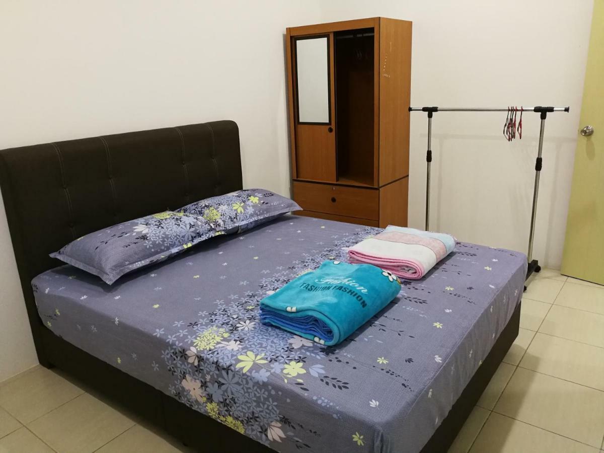 Address No 915, Lorong Uni Central 13, Taman Uni Central, Kuching Samarahan Expressway Eksteriør billede
